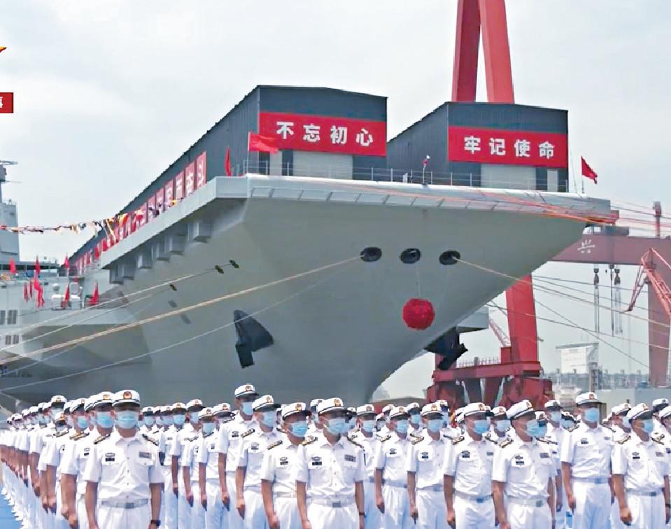 ■福建艦是中國第二艘國產航母，估計2024年開始服役。