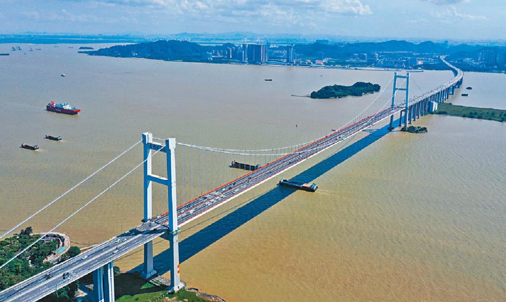 ■香港汽車會將於本周日（三十一日）在港珠澳大橋舉行汽車巡遊。
