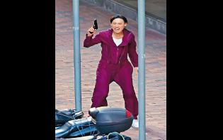 梁洛施復出演反派 街頭崩潰大喊