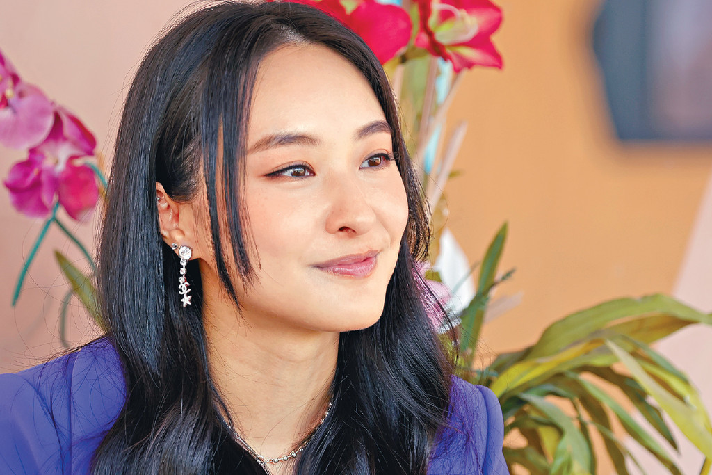 颱風式被批演技唔掂講到想喊陳瀅甜爆小方冧女短訊 我真係好鍾意你咁演 頭條日報 颱風式被批演技唔掂講到想喊陳瀅甜爆小方冧女短訊 我真係好鍾意你咁演 頭條日報