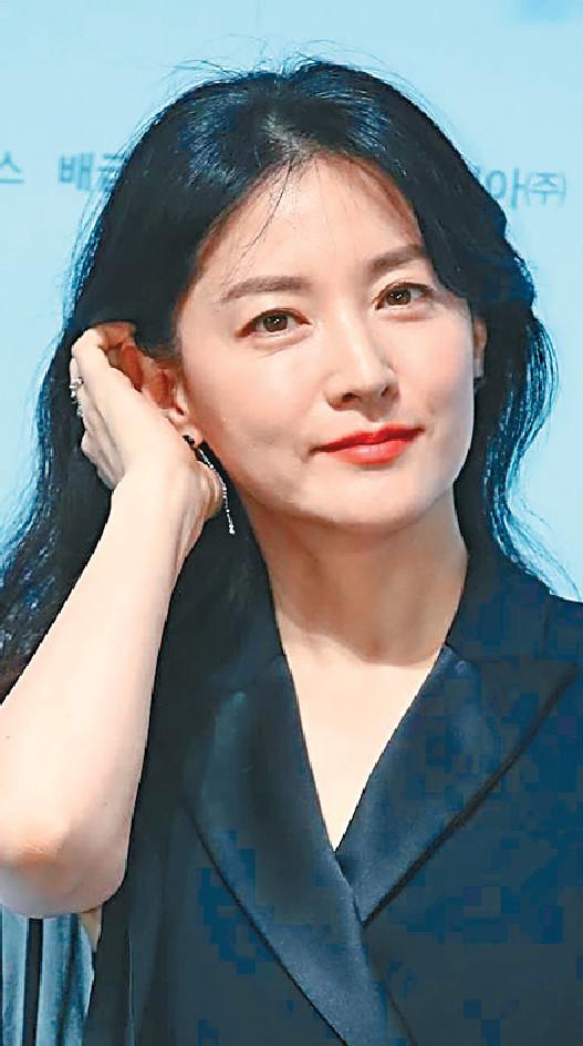 李智漢母轟當局救援慢 李英愛助梨泰院俄女遺屬 Headlife 頭條日報