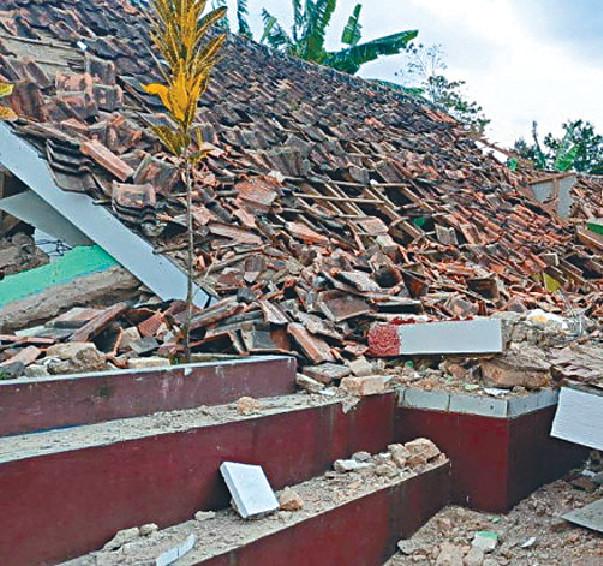 ■印尼西爪哇發生五點六級地震，大量建築倒塌。