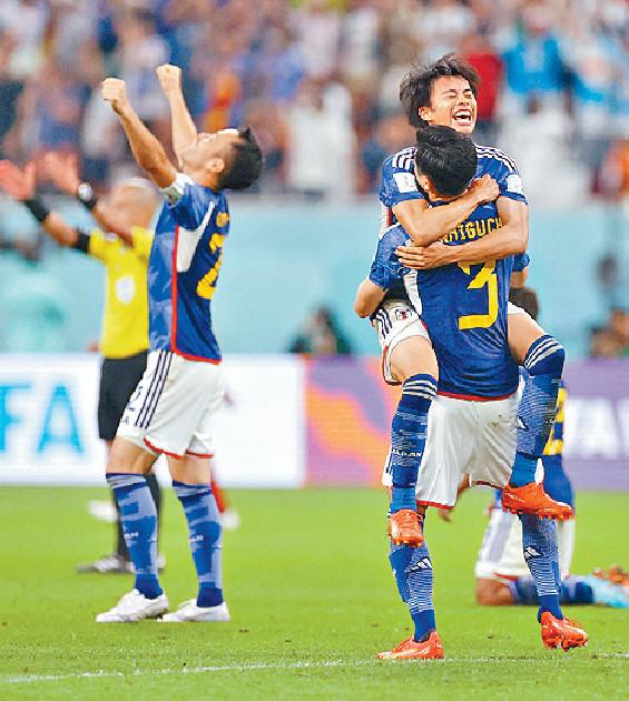 ■日本隊打敗傳統勁旅西班牙，成功晉級16強。