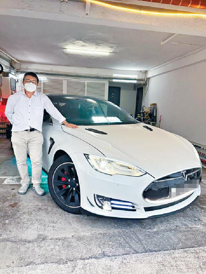 ■轉會電動車的劉先生表示，每月節省了數千元燃料費。