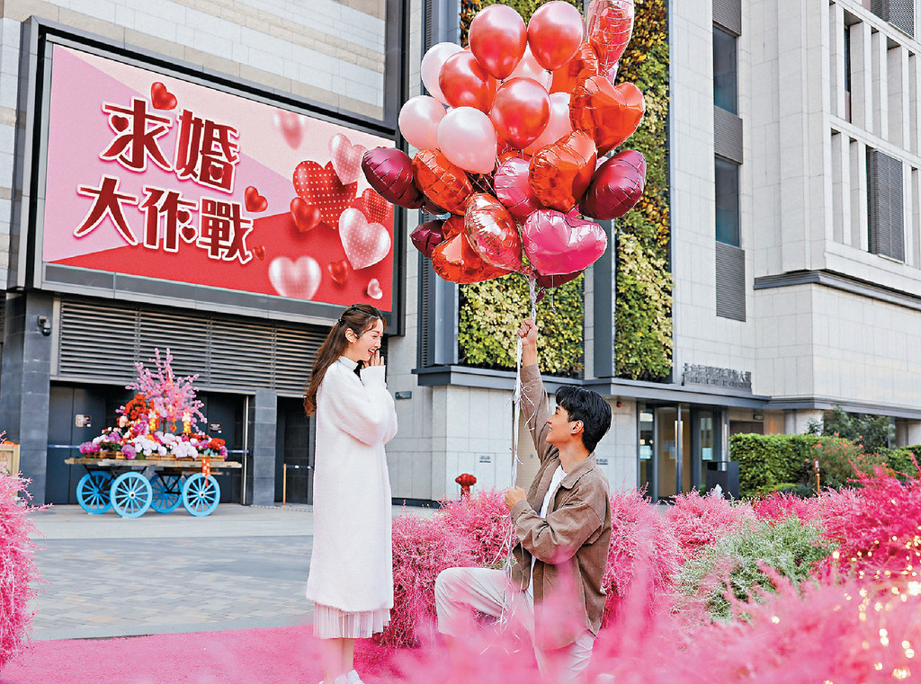 ■北角匯同婚禮顧問兼香港國際大妗姐協會創辦人歐惠芳聯手推出「求婚大作戰」企劃。