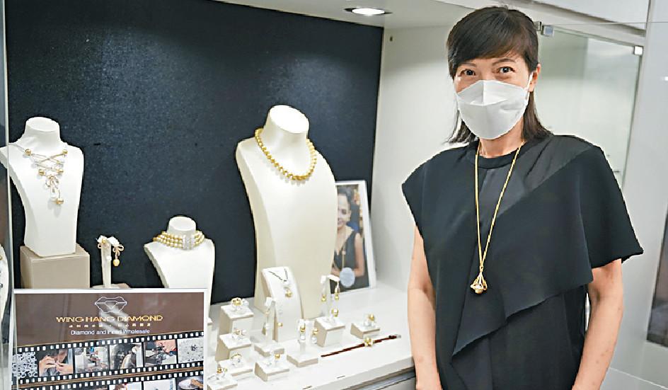 ■永恒南洋珍珠有限公司董事龐茹庭表示，珠寶展吸引了很多有購買力的優質買家。