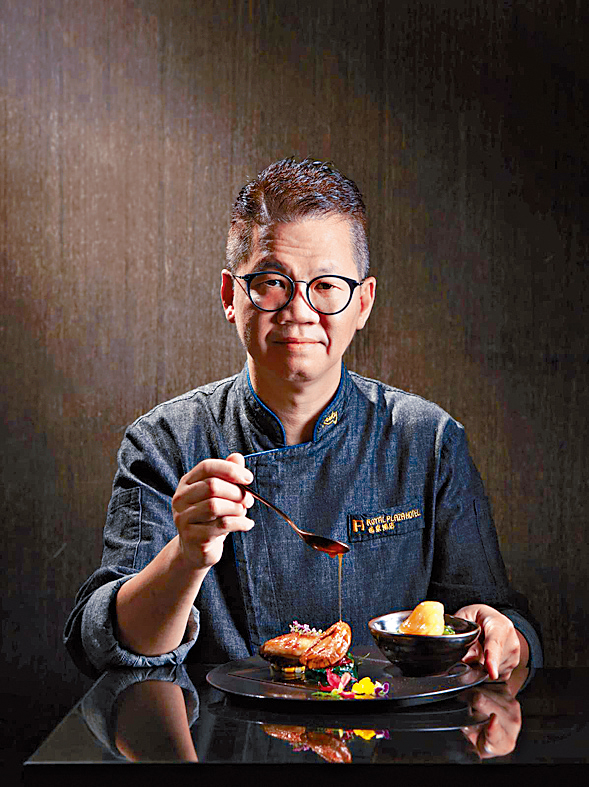 「香港中廚師協會」主席兼帝港酒店集團區域中式廚藝總監江肇祺師傅。