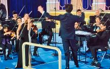 張諾 - 平安夜裏的琴音 | 任意行